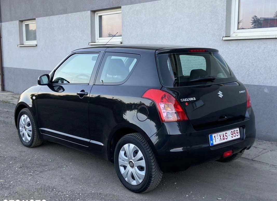Suzuki Swift cena 13500 przebieg: 206000, rok produkcji 2008 z Radomsko małe 121